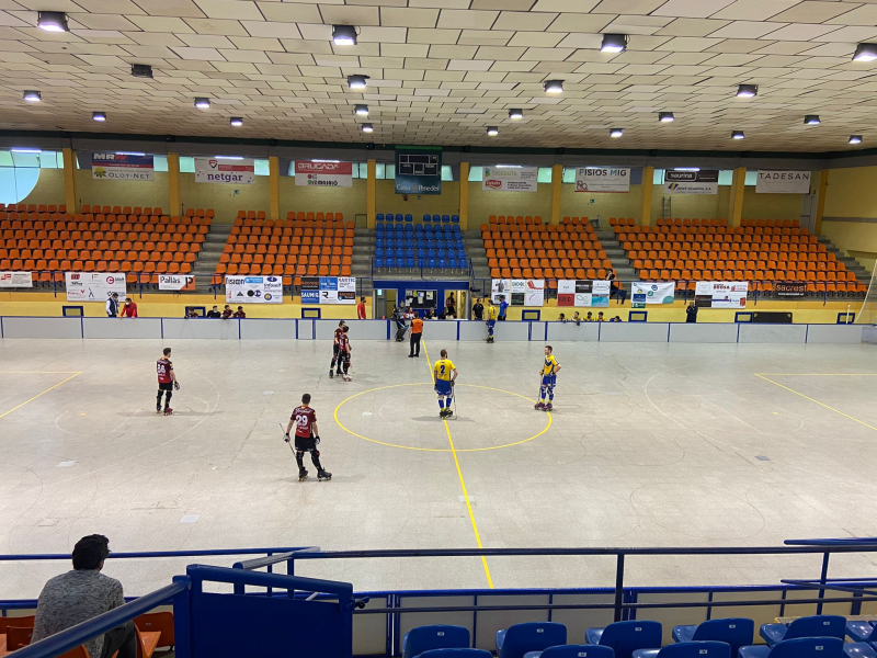 El pavelló d'Olot acollirà l'afició del Voltregà. Foto: Ràdio Olot